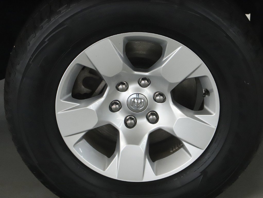 Used 2020 RAM 1500 Big Horn AWD/4WD image 11