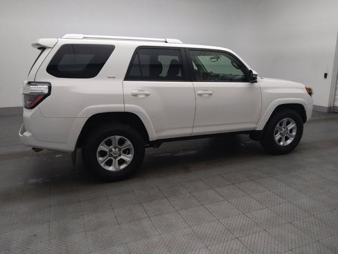 Used 2017 Toyota 4Runner SR5 Premium image 10