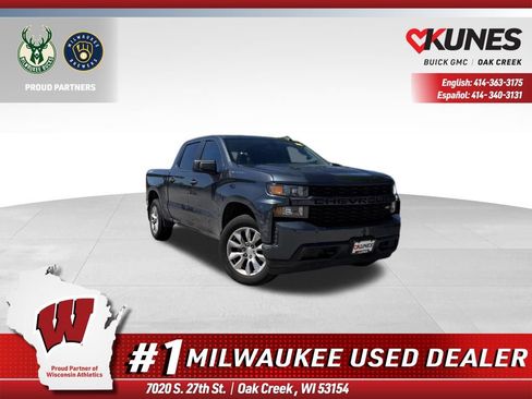 Used 2019 Chevrolet Silverado 1500 Custom w/ Custom Value Package AWD/4WD image 1