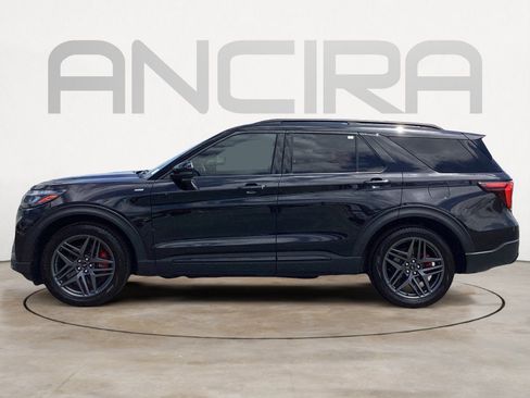 Used 2025 Ford Explorer ST-Line w/ Premium Package RWD image 11