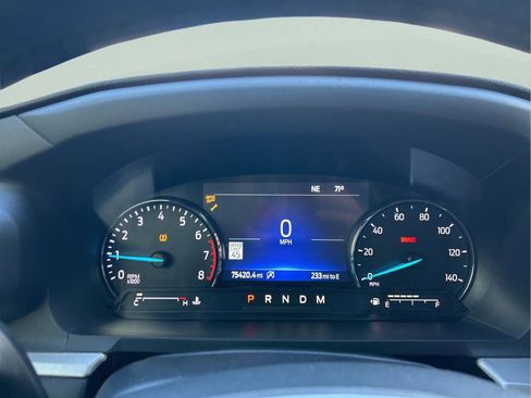 Used 2021 Ford Explorer XLT w/ Equipment Group 202A image 12