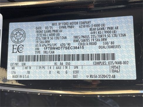 Used 2025 Ford F450 Platinum w/ FX4 Off-Road Package image 37