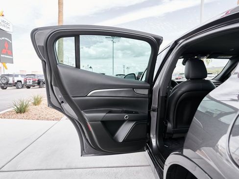 Used 2023 Maserati Grecale GT image 17