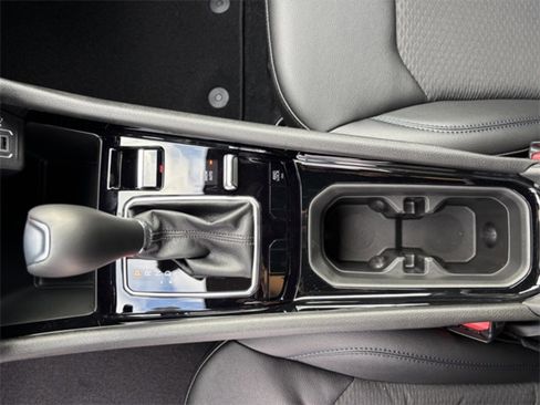 New 2026 Jeep Compass Latitude image 18