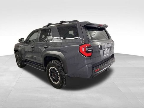 Used 2025 Toyota 4Runner TRD Off-Road Premium image 8