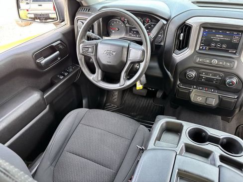 Used 2020 Chevrolet Silverado 1500 Custom Trail Boss w/ Custom Convenience Package image 14