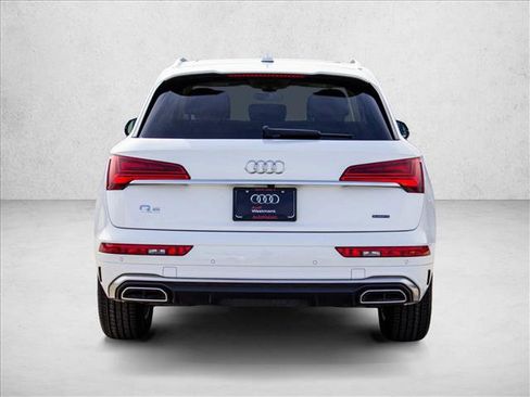 Used 2023 Audi Q5 2.0T Premium w/ Convenience Package AWD/4WD image 6