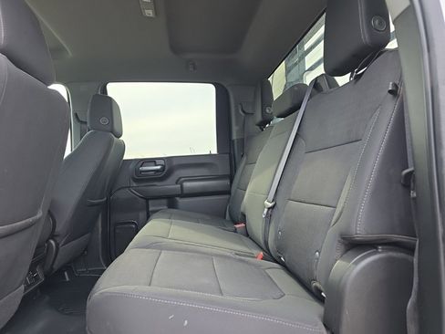 Used 2022 Chevrolet Silverado 2500 LT w/ Convenience Package image 16