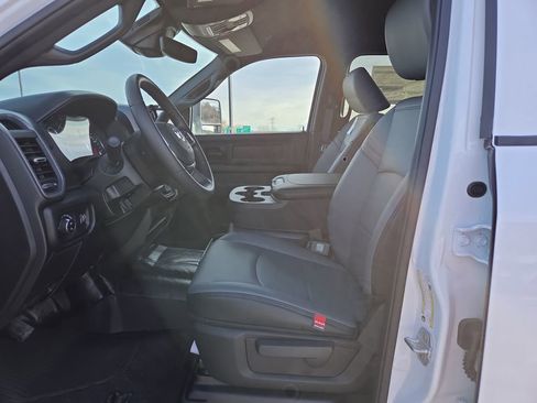 New 2026 RAM 2500 Tradesman image 9