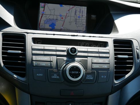 Used 2011 Acura TSX w/ Technology Package image 23