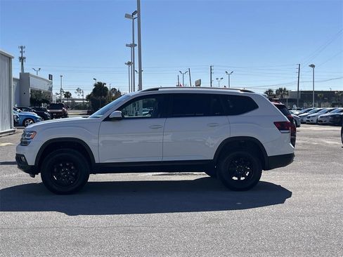 Used 2019 Volkswagen Atlas SE image 2