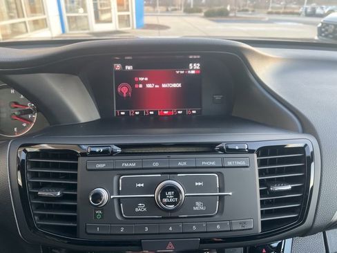 Certified 2017 Honda Accord Sport Special Edition image 27