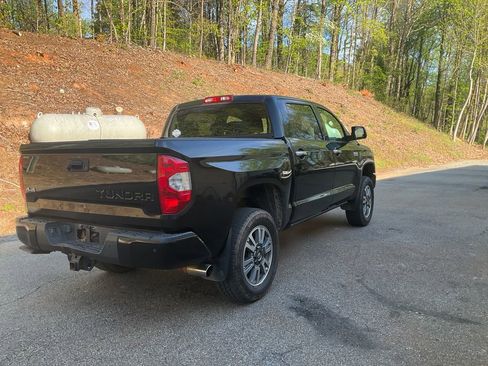 Used 2018 Toyota Tundra Platinum image 5
