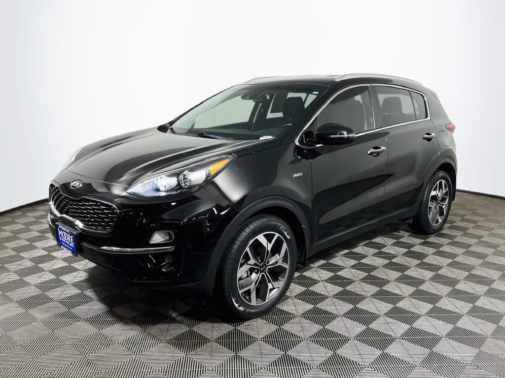Used 2020 Kia Sportage EX AWD/4WD image 3