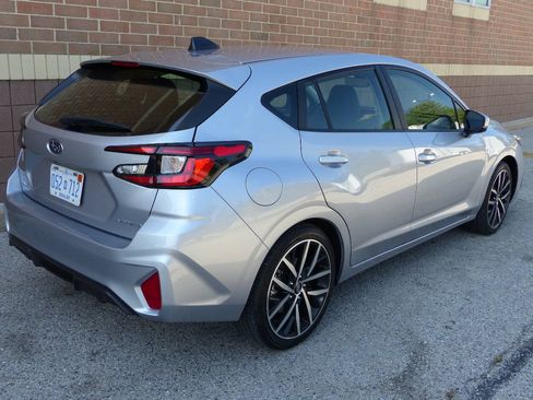 Used 2024 Subaru Impreza 2.0i Sport AWD/4WD image 10