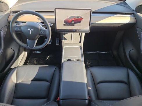 Used 2022 Tesla Model Y Performance image 19