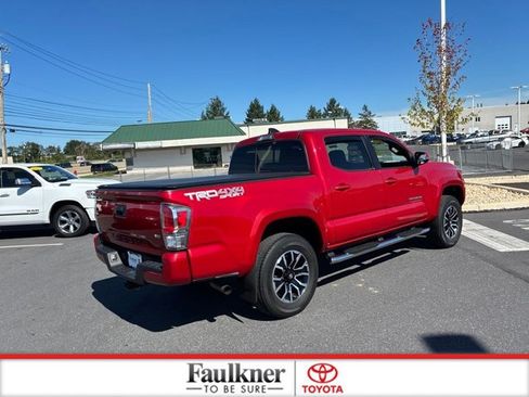 Certified 2021 Toyota Tacoma TRD Sport w/ Technology Package AWD/4WD image 9