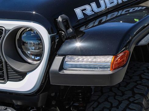 New 2026 Jeep Wrangler Unlimited Rubicon AWD/4WD image 4