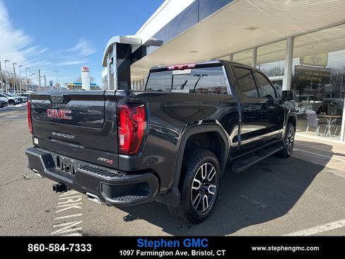 Used 2023 GMC Sierra 1500 AT4 w/ Technology Package image 7