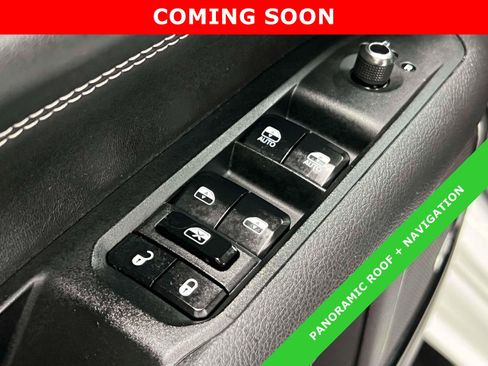 Certified 2024 Jeep Compass Limited w/ High Altitude Package AWD/4WD image 19