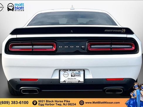 Used 2023 Dodge Challenger R/T Scat Pack RWD image 3