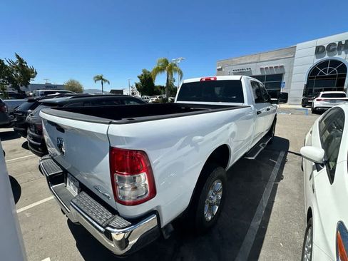 Used 2024 RAM 2500 Big Horn AWD/4WD image 3