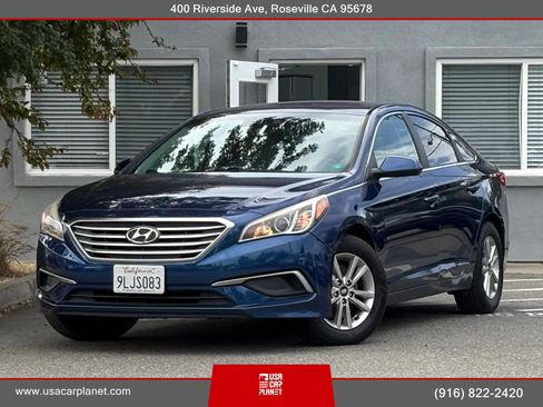 Used 2017 Hyundai Sonata SE image 1