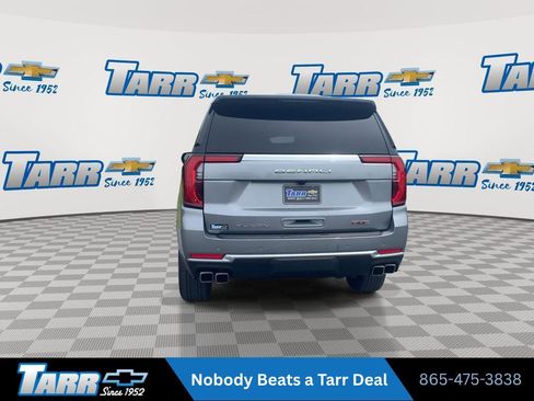Used 2025 GMC Yukon Denali AWD/4WD image 7