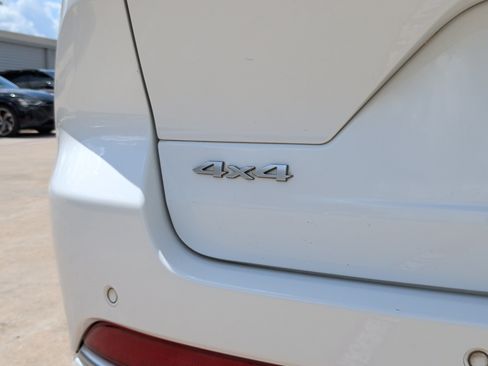 Used 2023 Jeep Grand Cherokee Summit w/ Adv Protech Group IV AWD/4WD image 24