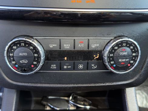 Used 2017 Mercedes-Benz GLS 450 4MATIC image 29