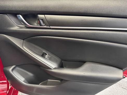 Used 2022 Honda Accord Sport image 9