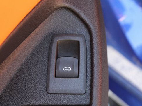 Used 2025 BMW M4 Coupe w/ Executive Package RWD image 21