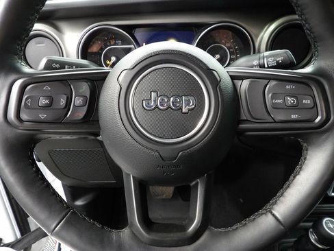 Used 2021 Jeep Gladiator Sport AWD/4WD image 52
