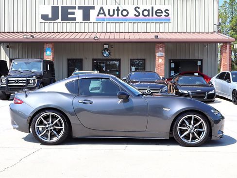 Used 2020 MAZDA MX-5 Miata RF Club RWD image 15
