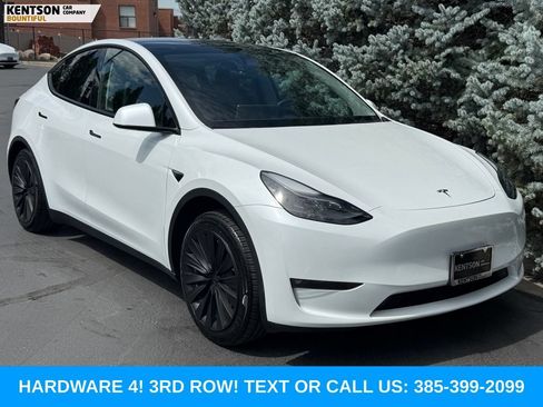 Used 2023 Tesla Model Y Long Range AWD/4WD image 12