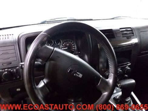 Used 2006 HUMMER H3 image 11