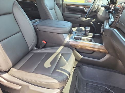 Certified 2024 Chevrolet Silverado 1500 RST w/ Texas Edition Plus image 10