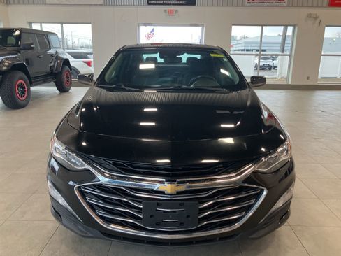 Used 2019 Chevrolet Malibu Premier image 2