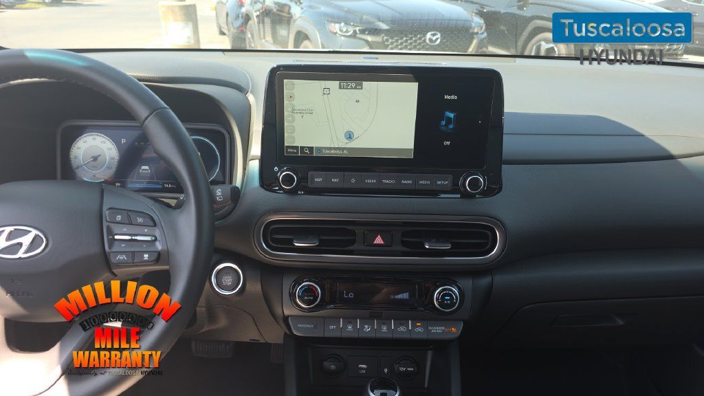 Used 2023 Hyundai Kona Limited AWD/4WD image 27