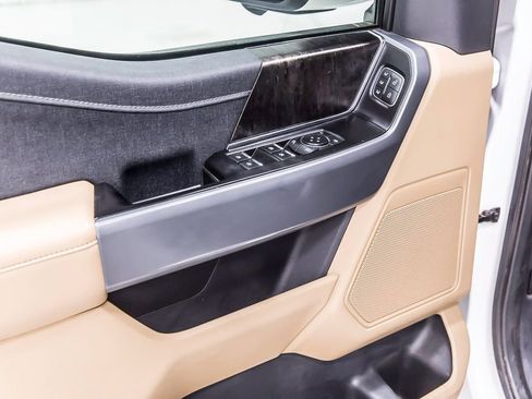 Used 2021 Ford F150 Lariat w/ Tow Technology Package image 23