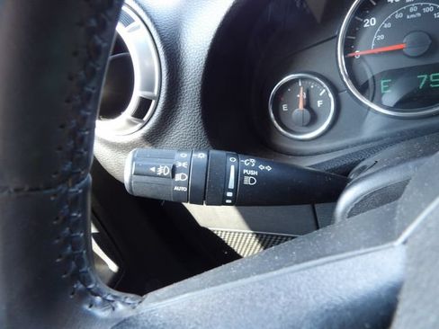 Used 2015 Jeep Wrangler Unlimited Sahara w/ Connectivity Group AWD/4WD image 16