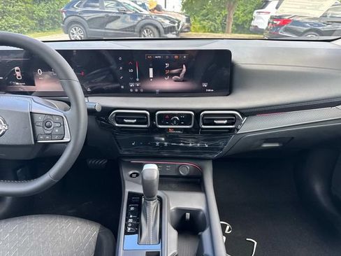 New 2026 Nissan Sentra SV w/ SV Convenience Package FWD image 18