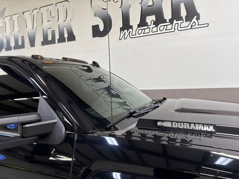 Used 2018 GMC Sierra 3500 Denali w/ Duramax Plus Package image 70