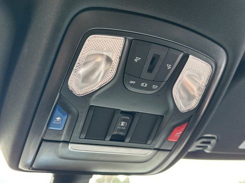 Used 2023 RAM 1500 Big Horn AWD/4WD image 34