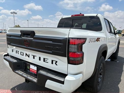 New 2026 Nissan Frontier PRO-4X w/ Pro Premium Package AWD/4WD image 6
