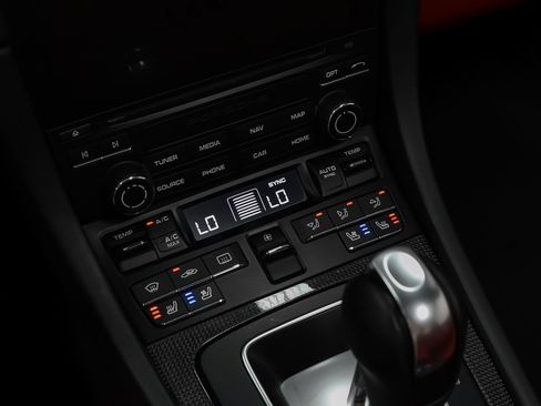 Certified 2017 Porsche 911 Carrera RWD image 45