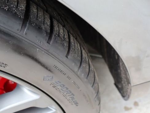 Used 2017 Land Rover Range Rover Sport image 48