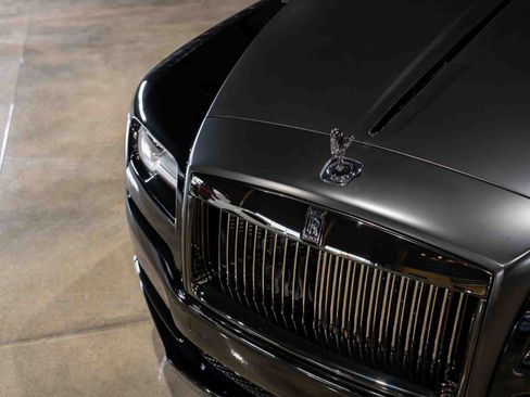Used 2020 Rolls-Royce Wraith RWD image 32