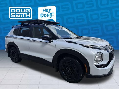 New 2026 Mitsubishi Outlander Trail Edition image 5