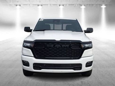 Used 2025 RAM 1500 Big Horn AWD/4WD image 3